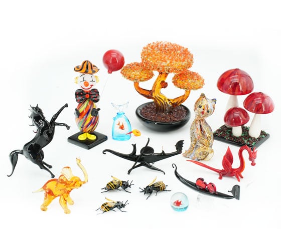 pequeñas esculturas en miniatura de cristal de Murano 