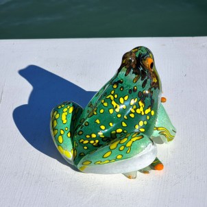 Wonderful Frog sculpture - Green and yellow - Original Murano glass OMG