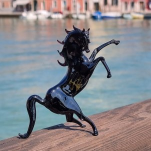 Caballo negro al galope - Cristal de Murano original OMG